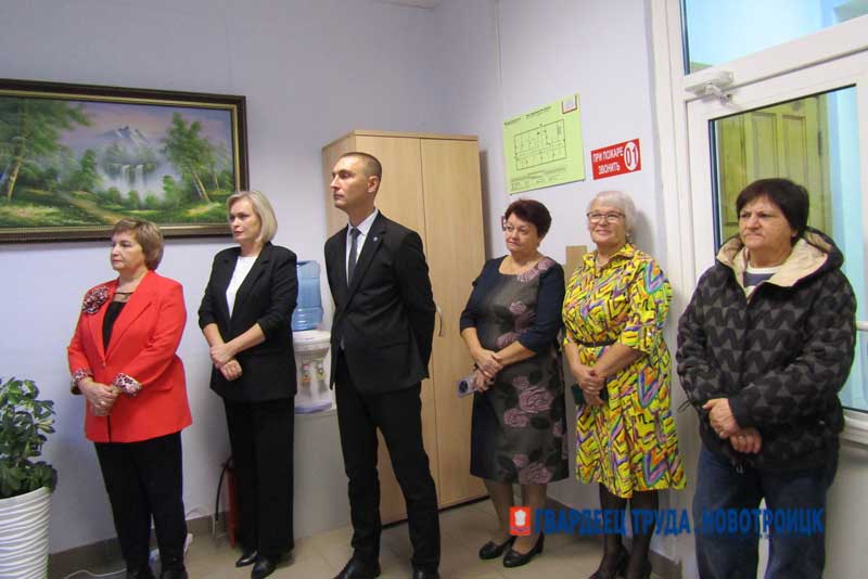 В Новотроицке открыли Центр общения представителей старшего поколения «Стальное долголетие»