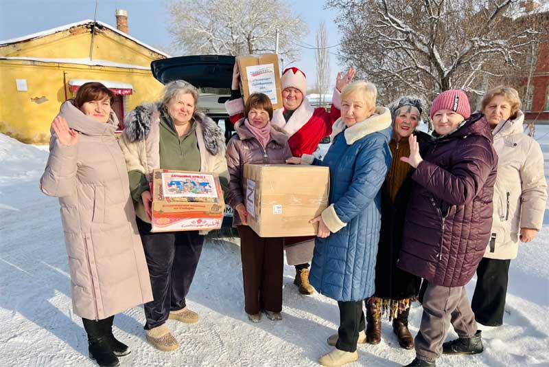 Областной штаб Комитета семей воинов Отечества поздравил с новогодними праздниками пациентов Оренбургского военного госпиталя