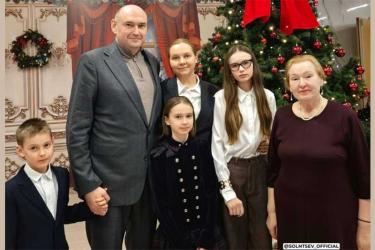 Евгений Солнцев рассказал, как всей семьёй провели вечер в Театре музыки и танца «Щелкунчик»