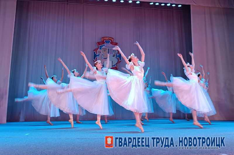 В Новотроицке в двадцать пятый раз вручили муниципальную премию 