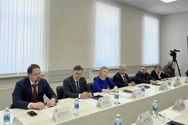 В Оренбурге, на площадке «Единой России», обсудили доступность инновационной терапии в онкологии