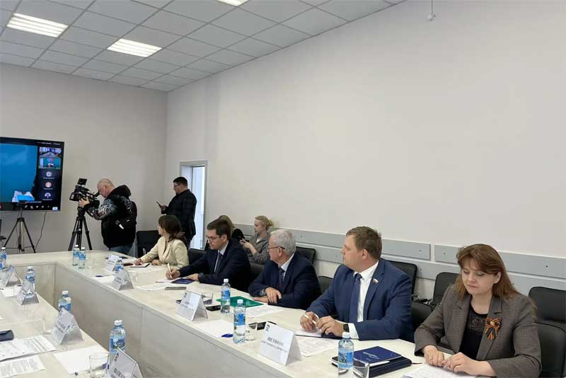 В Оренбурге, на площадке «Единой России», обсудили доступность инновационной терапии в онкологии