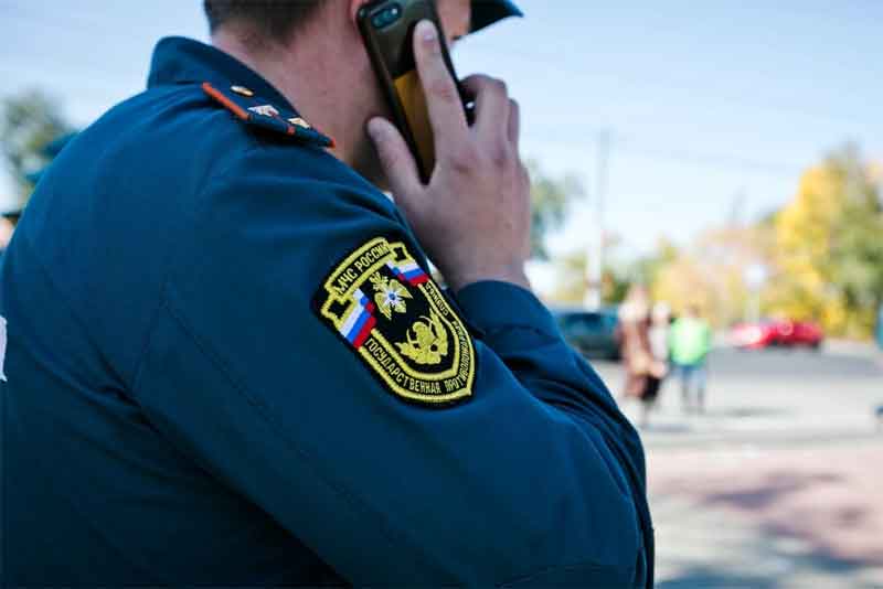 Под Новотроицком спасатели обесточили попавший в ДТП «ВАЗ» из-за угрозы возгорания