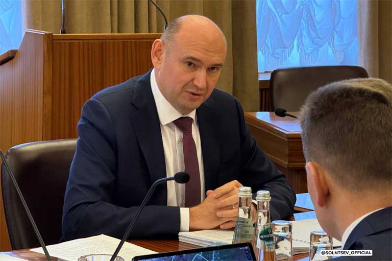 Губернатор Оренбуржья Евгений Солнцев проводит рабочие встречи в Москве в Администрации Президента и федеральных министерствах