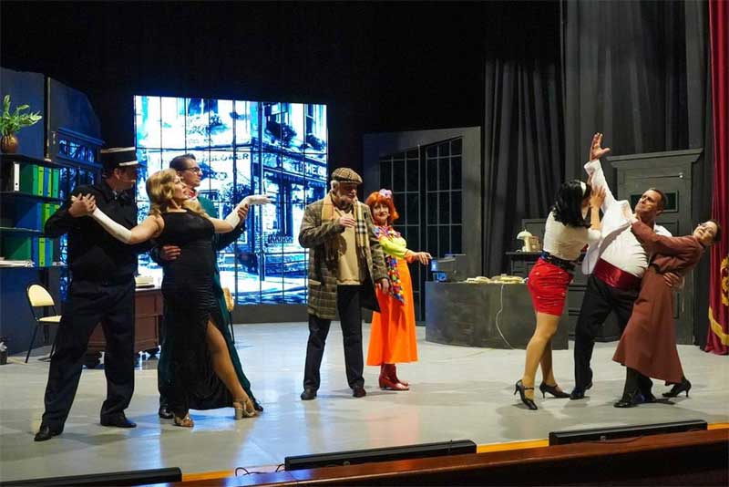 В Омской области успешно  прошли гастроли Бугурусланского драматического театра