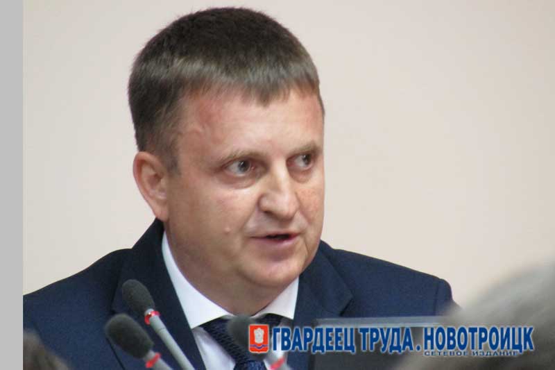 Новотроицкий городской Совет депутатов возглавил Роман Кондратенко