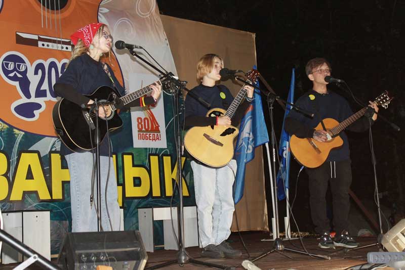 Два юбилея новотроицкой «Васильевки»