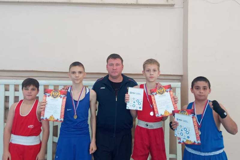Представительный турнир показал: в Новотроицкой школе бокса подрастает достойная смена