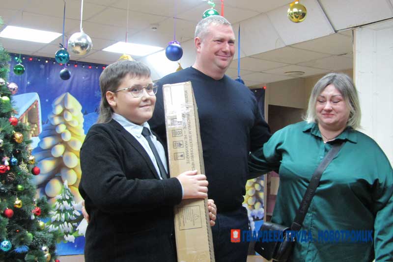 Под Новый год исполнились заветные желания юных новотройчан